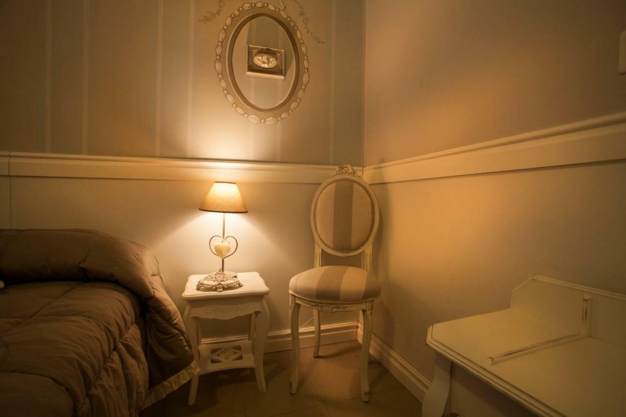 Casa Di Charme "Rosa-Rosae" Appartement Verona Buitenkant foto