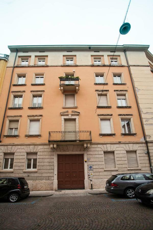 Casa Di Charme "Rosa-Rosae" Appartement Verona Buitenkant foto